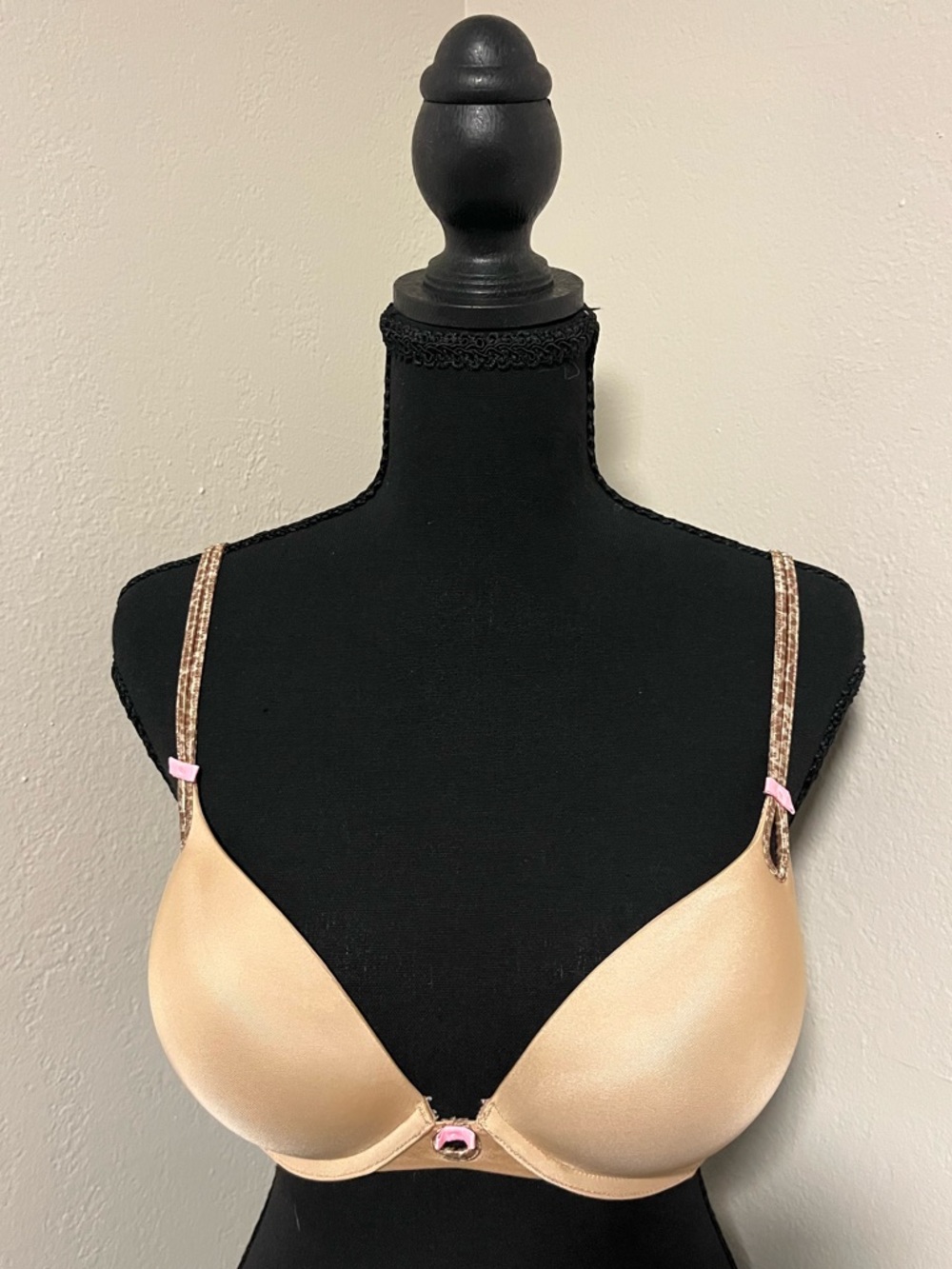 SALE!!! Victoria's Secret Sexy Little Things Nude-Beige Bra Strap Detail-34C